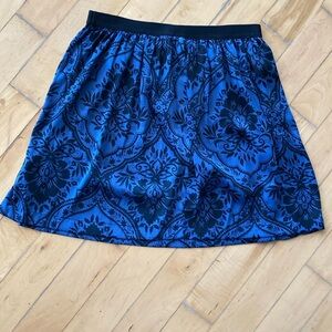 Damask print skirt